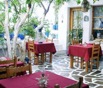 Arian Hotel Парос Екстериор снимка